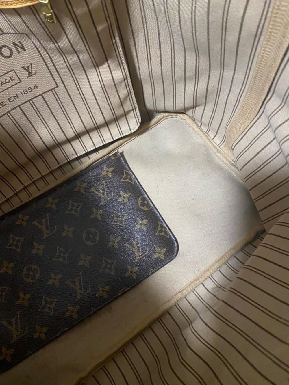 Louis Vuitton Monogram Canvas Neverfull GM - Picture 10 of 10